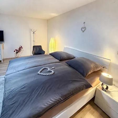 Apartment Sternlicht Rachida